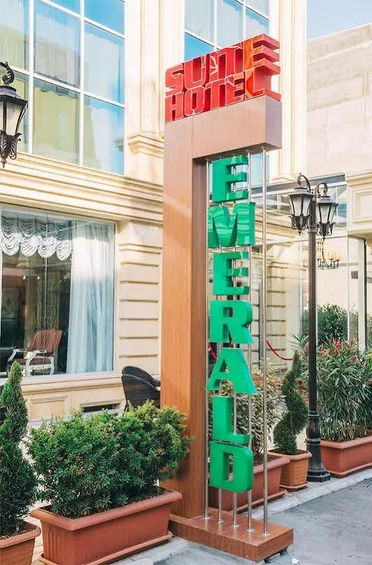 Emerald Suite Hotel Baku 4*,