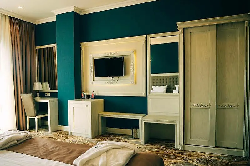 Emerald Suite Hotel Baku