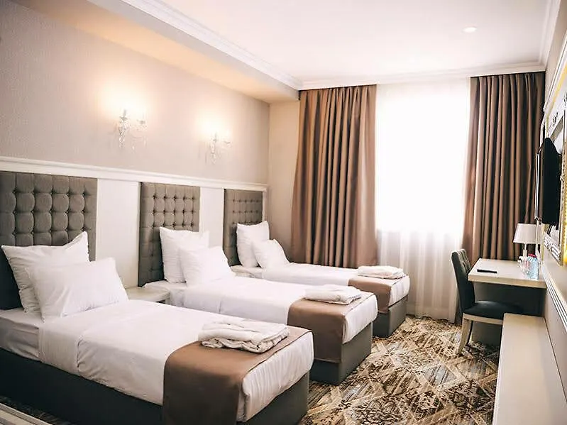Emerald Suite Hotel Baku
