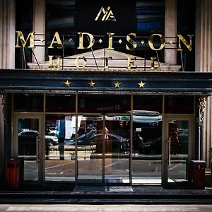 Отель Madison