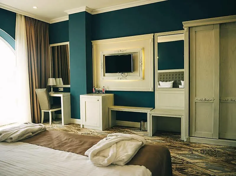 Emerald Suite Hotel Баку 4*,  Азербайджан