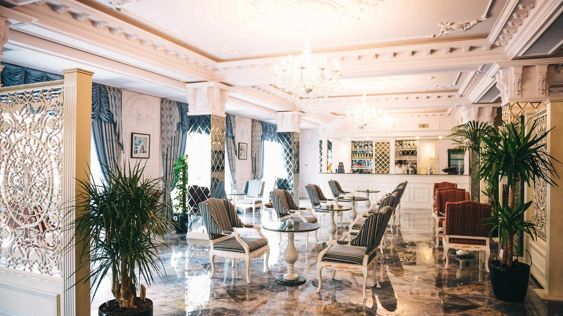 Emerald Suite Hotel Баку