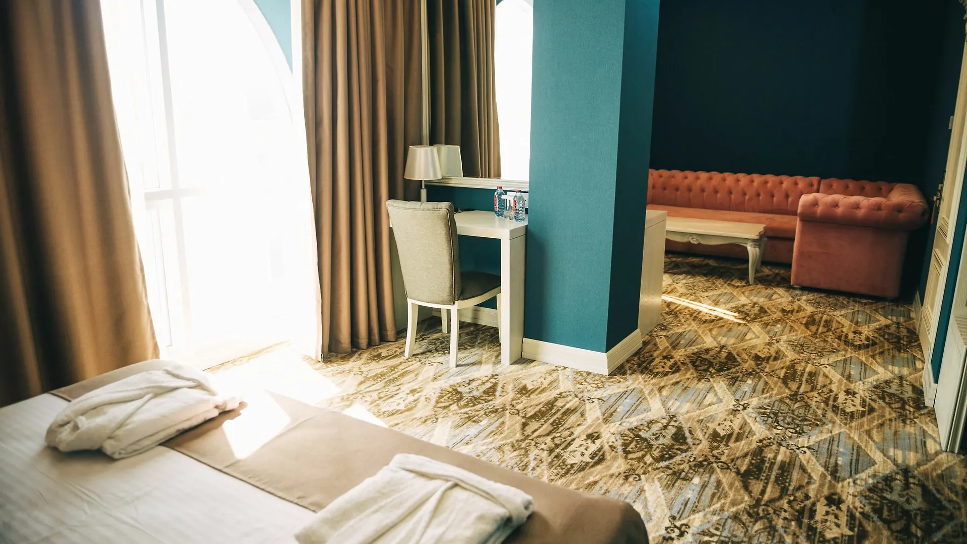 Emerald Suite Hotel Baku